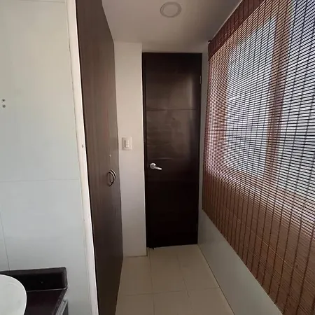 Cozy Beachfront Apt Great Views Apartment *